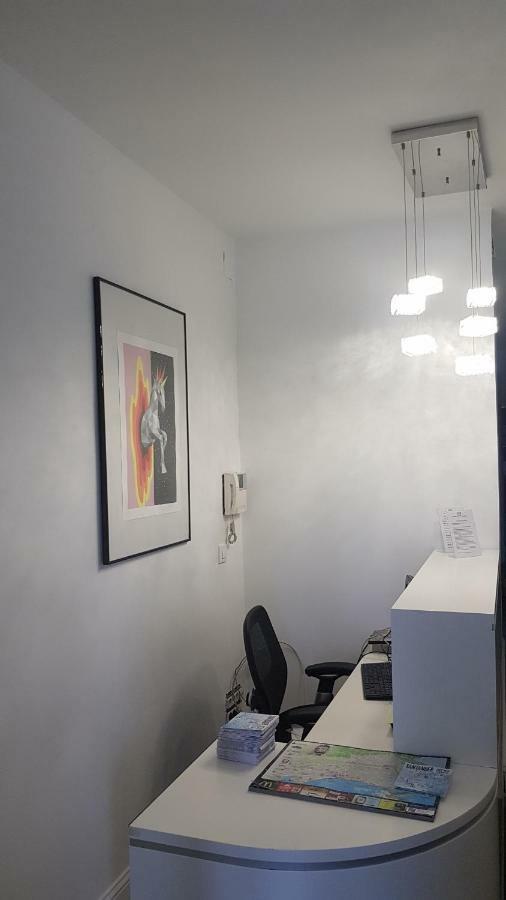 سانتاندر Hostel Royalty Albergue المظهر الخارجي الصورة